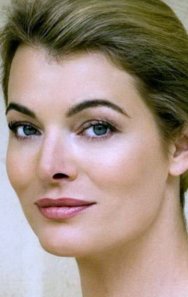 Stephanie Romanov