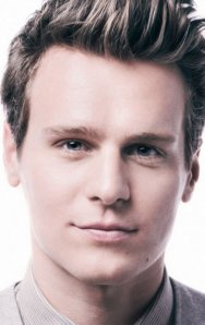 Jonathan Groff
