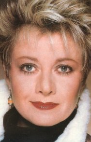 Elaine Paige