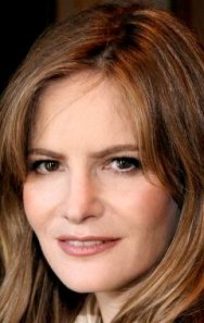 Jennifer Jason Leigh