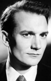 Denholm Elliott