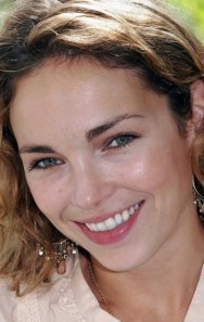 Claire Keim