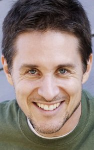 Yuri Lowenthal