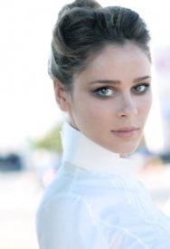 Bella Dayne