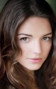 Ella Hunt