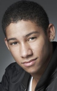 Keiynan Lonsdale