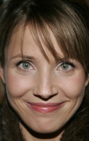 Tuva Novotny