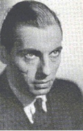Carleton Young