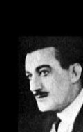 Ward Crane