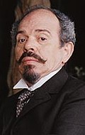 Ticky Holgado