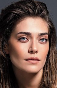 Öznur Serçeler