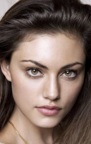 Phoebe Tonkin
