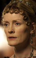 Claire Skinner