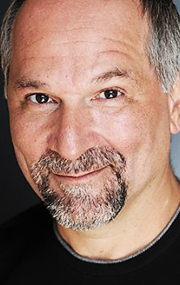 John Kapelos