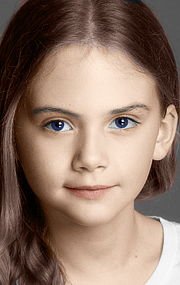 Emilia Jones