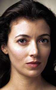 Mia Sara