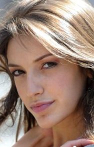María Dupláa