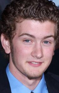 Max Kasch