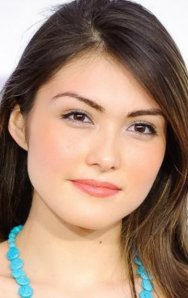 Daniella Pineda