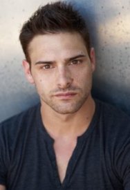 Nicholas Gunn