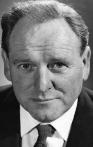 Bernard Lee