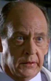 Earl Boen