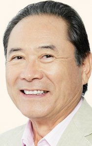 Gin Maeda