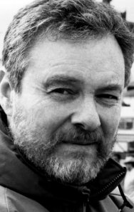 Alan J. Pakula
