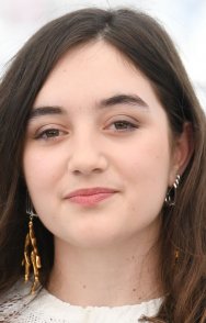 Luàna Bajrami