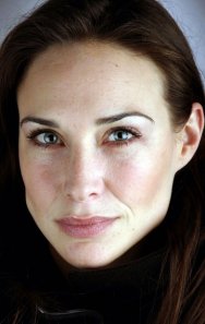 Claire Forlani