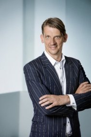 Peter Van den Begin